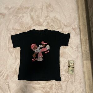 Black streetwear t shirt hiphop celebrity activewear